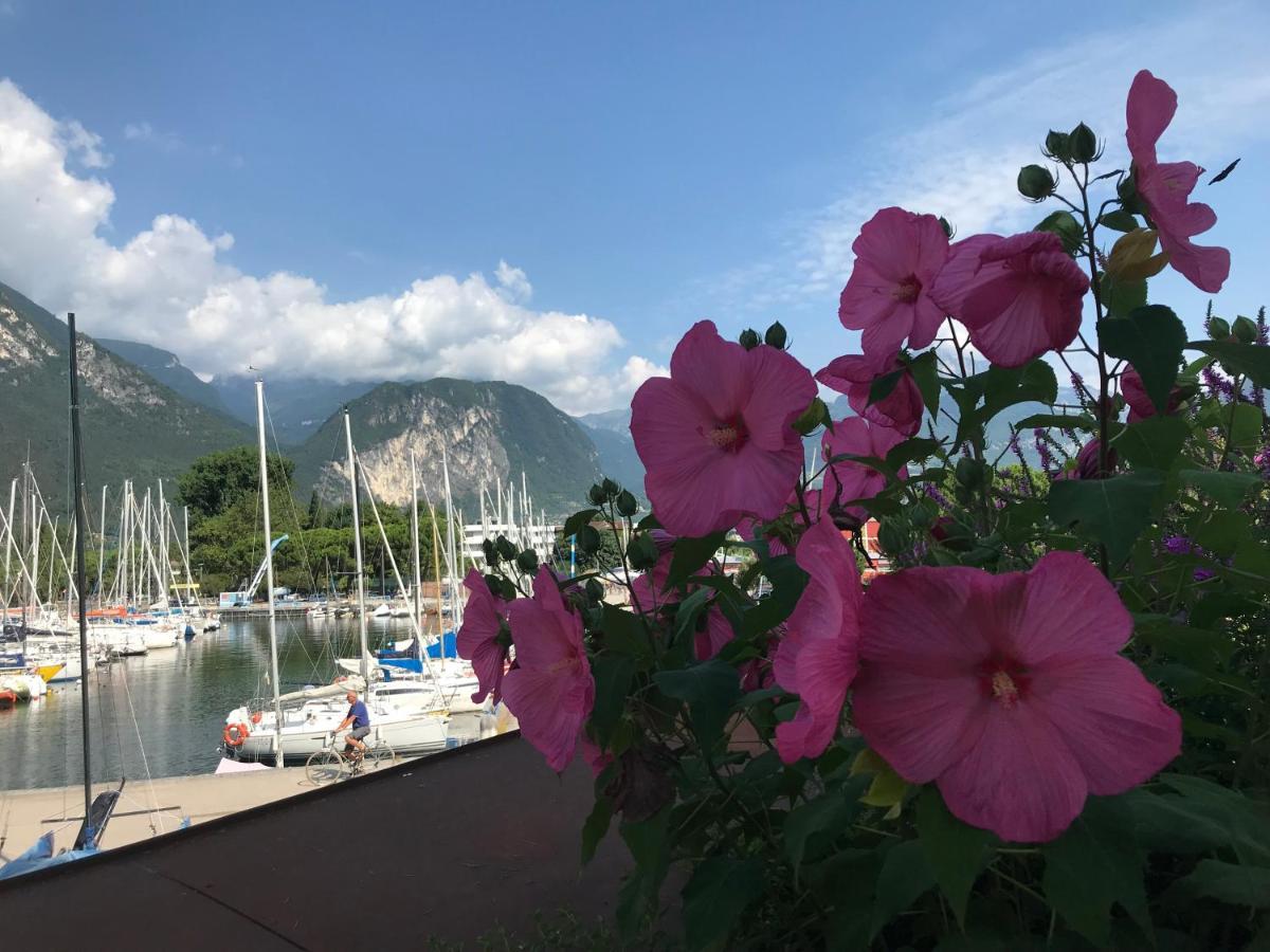 Villa Nicolli Romantic Spa Resort - Adults Only Riva del Garda Exterior photo