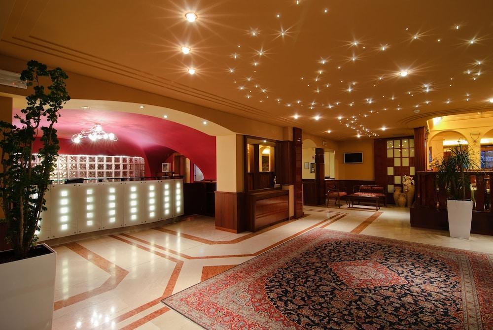 Villa Nicolli Romantic Spa Resort - Adults Only Riva del Garda Exterior photo